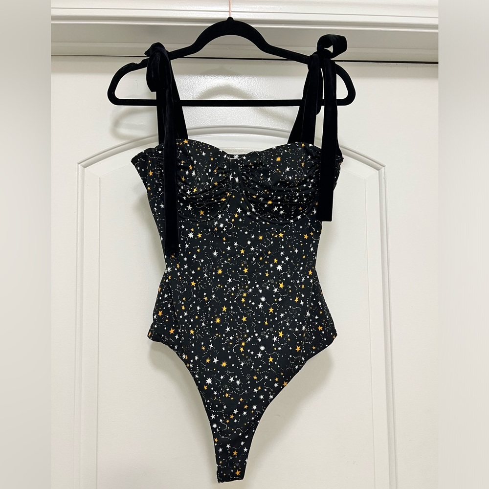 NWT BCBG Generation Fitted Star Celestial Bodysuit with Velvet Straps - Picture 5 of 11